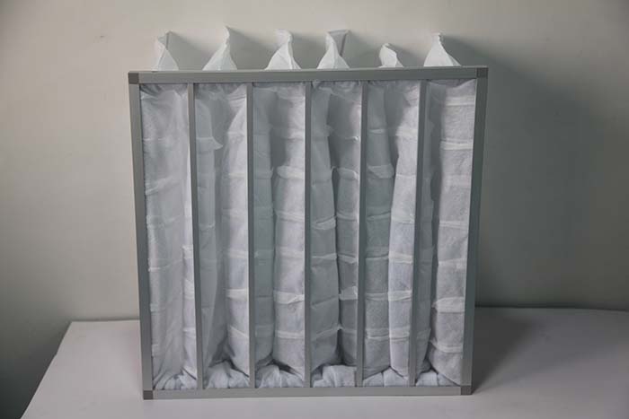 袋式初效空氣過(guò)濾器設(shè)計(jì)特點(diǎn)